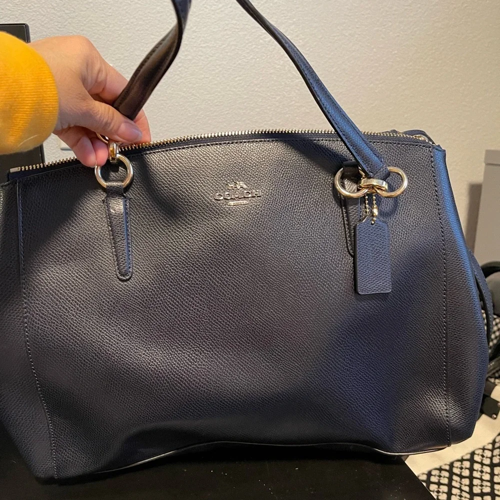 Coach purse - Picture 1 of 3